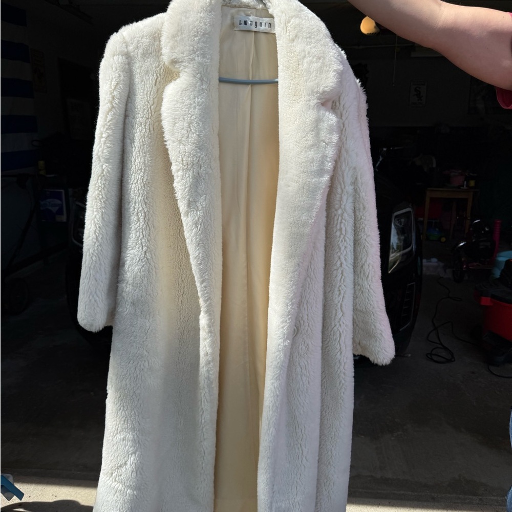 Cozy White Teddy Jacket with Relaxed Fit
